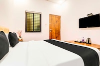 Collection O Pardi Near Kalamna Market