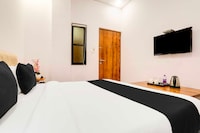 Collection O Pardi Near Kalamna Market