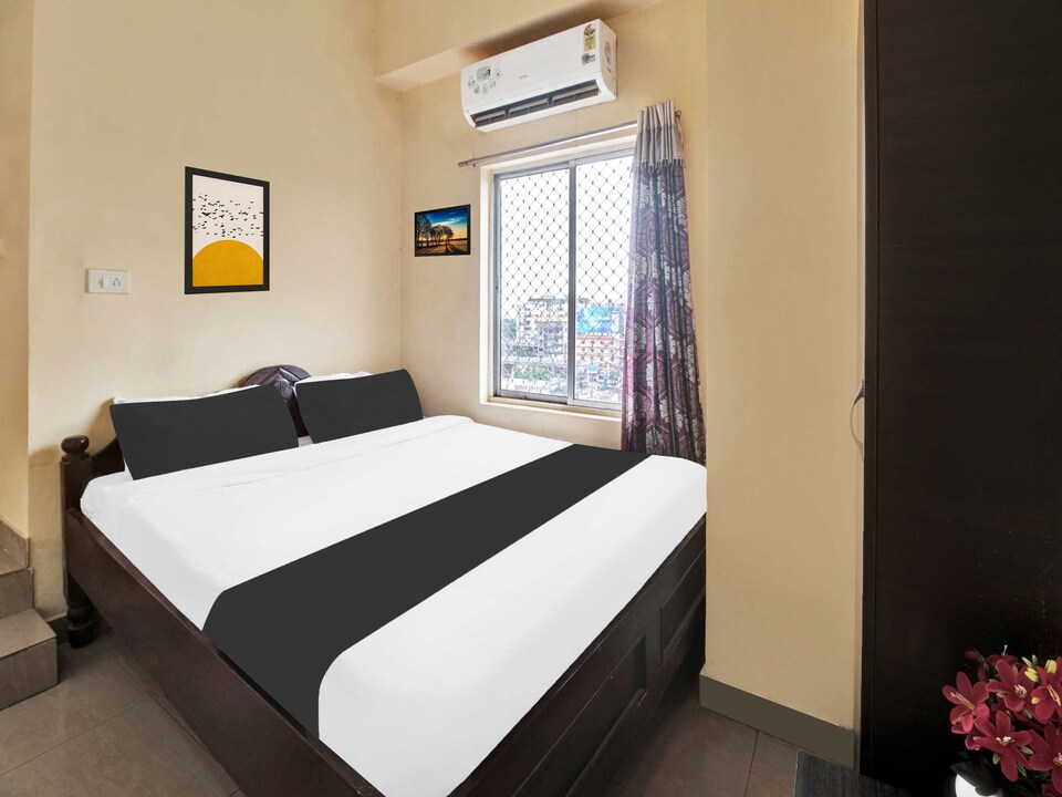 Collection O Maligaon Adabari, Platan Bazar Guwahati, Guwahati