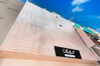 Collection O Paharganj Chuna Mandi near Railway Station