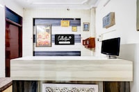 Collection O Paharganj Chuna Mandi near Railway Station