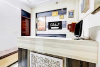 Collection O Paharganj Chuna Mandi near Railway Station