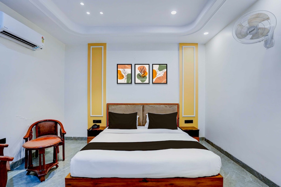 Collection O Knowledge Park 2 Metro Station, Greater Noida, Noida