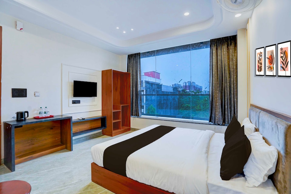 Collection O Knowledge Park 2 Metro Station, Greater Noida, Noida