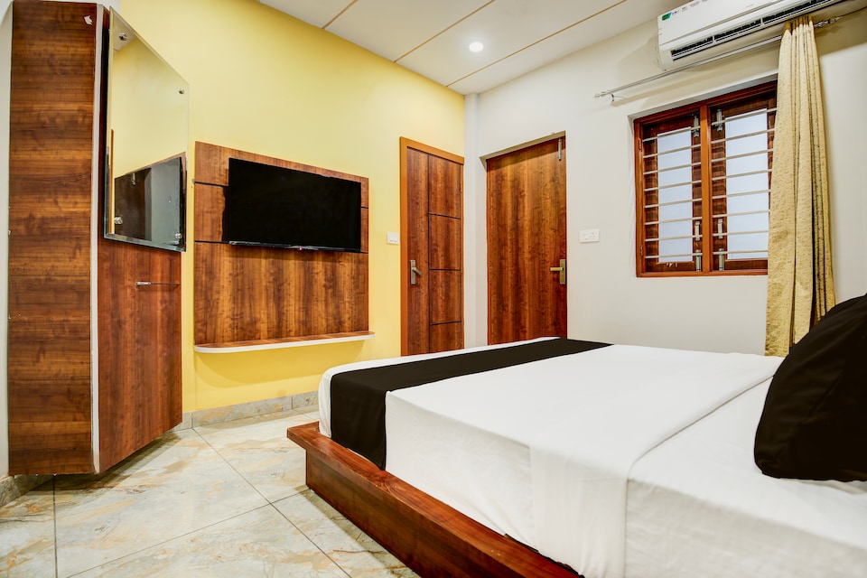 Hotel O Pankh, Manimajra Chandigarh, Chandigarh
