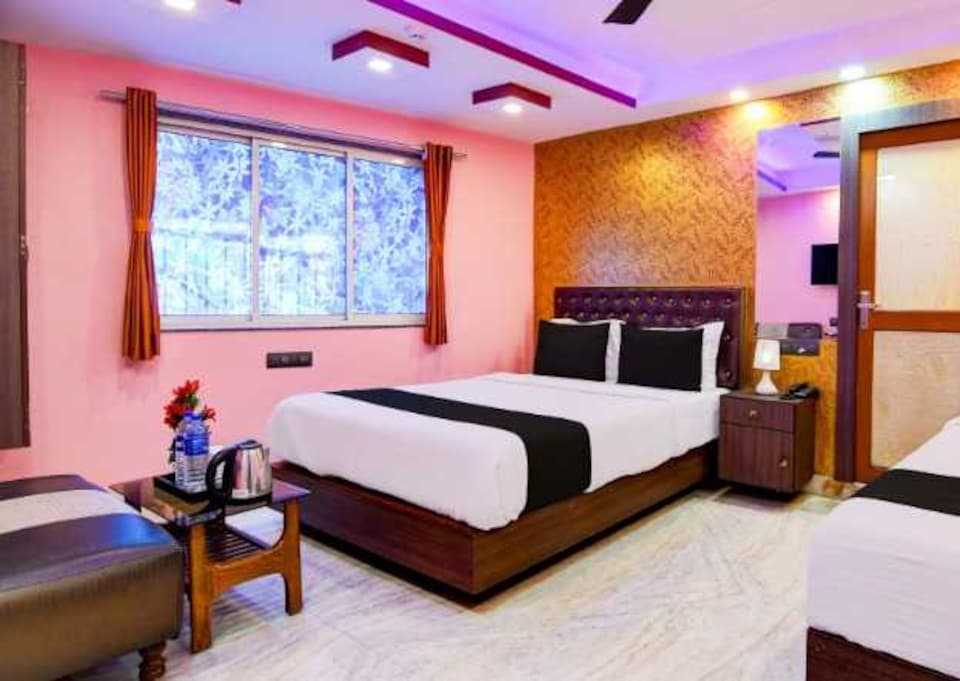 Hotel O Hamza International , Sealdah Kolkata, Kolkata