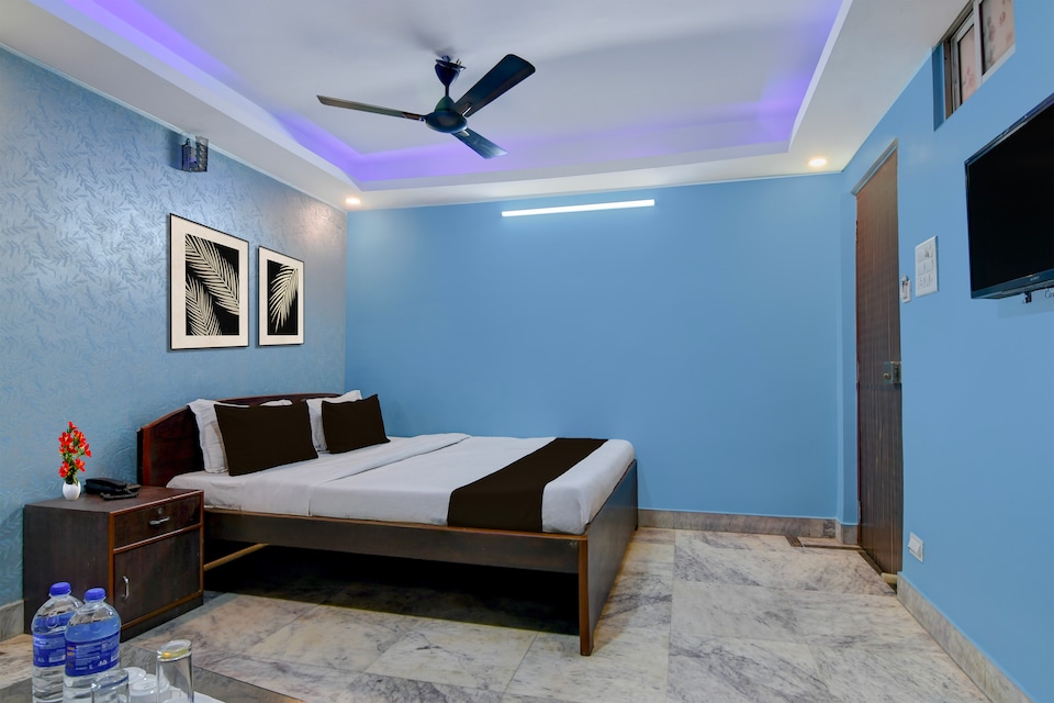 Super Hotel O Calcutta University Formerly Hamza International, Sealdah Kolkata, कोलकाता