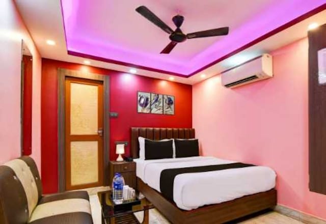 Hotel O Calcutta University Formerly Hamza International