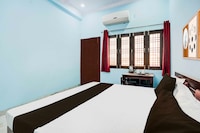 Collection O Lucknow Samudayik Community Center