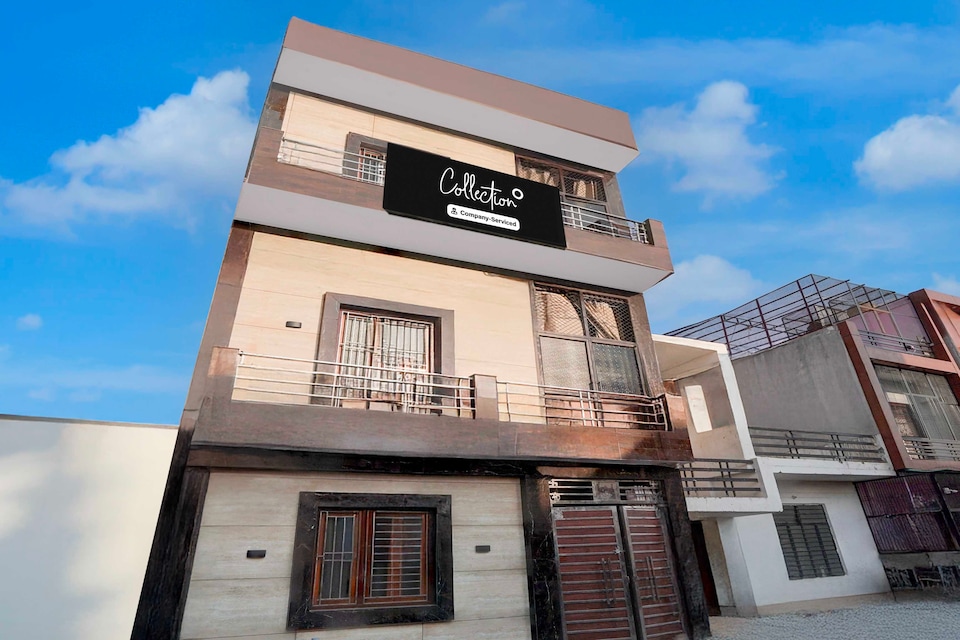 Collection O Ayodhya Central Railway Junction, Ayodhya, Ayodhya