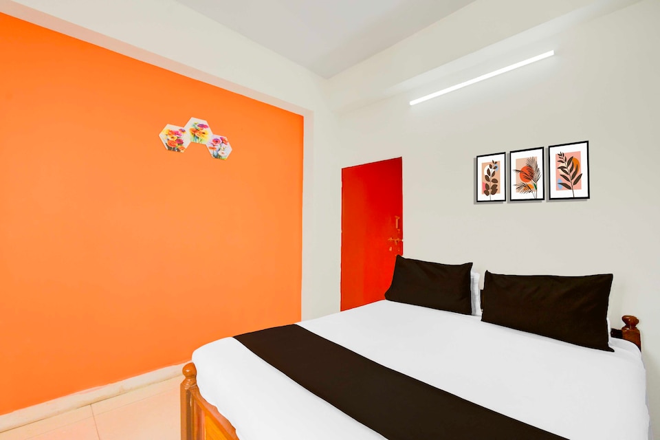 Collection O LB Nagar Near Kamineni Hospital, LB Nagar-Uppal, Hyderabad