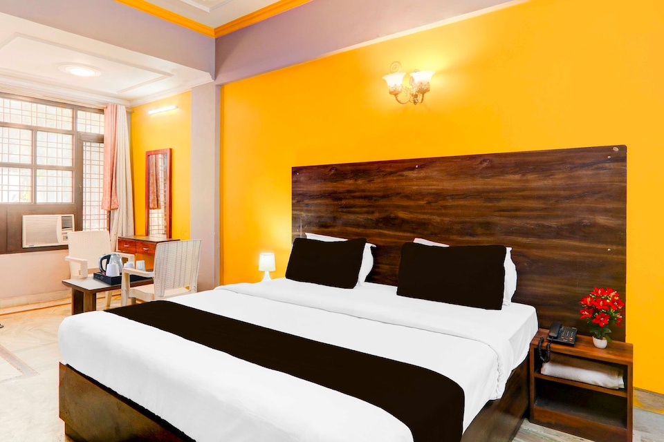 Collection O Insaf Nagar Munshipuliya , Indira Nagar Lucknow, Lucknow