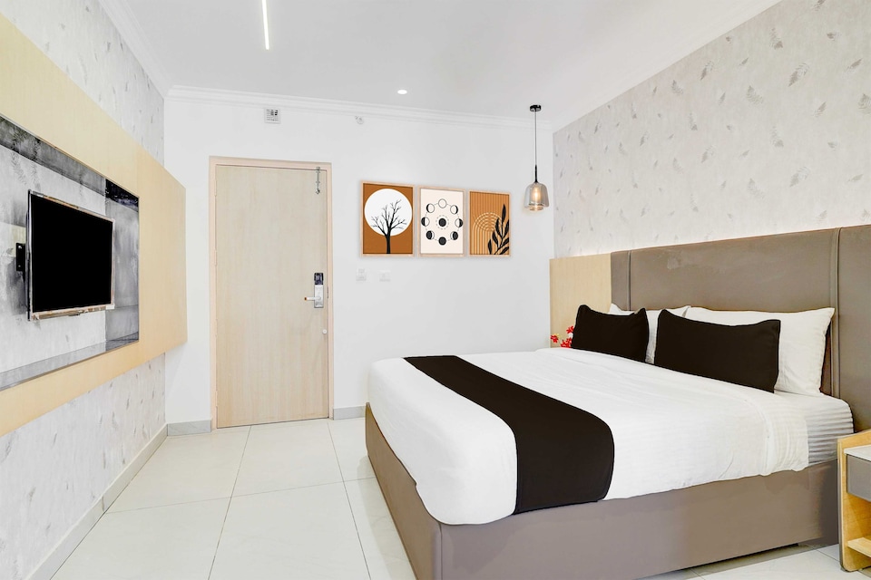 Power Break Super Townhouse Oak AECS Layout Brookfield (6 Hrs Stay), Marathahalli Bangalore, Bangalore