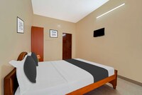 Collection O Chinnamuthu Main Street