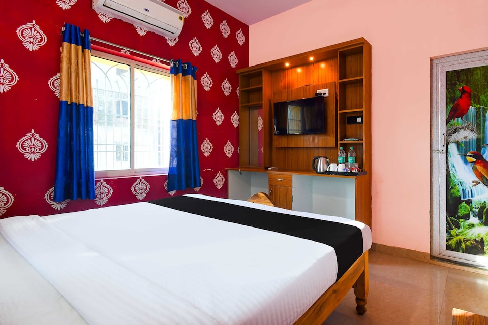 Collection O Sarvodaya Nagar Near Railway Station, CT Road Puri, Puri