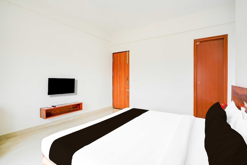 Power Break Super Townhouse Hebbal Dasarahalli Formerly Otium Suites (6 Hrs Stay), Hebbal Bangalore, Bangalore