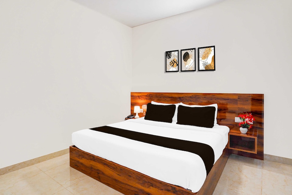 Power Break Super Townhouse Hebbal Dasarahalli Formerly Otium Suites (6 Hrs Stay), Hebbal Bangalore, Bangalore