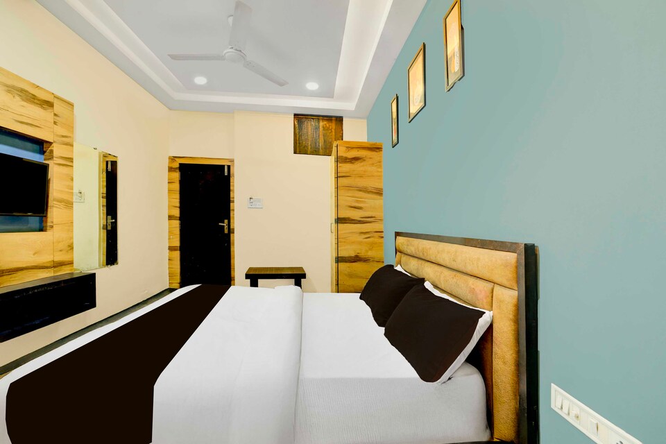Hotel O Vrindavan Palace Colony, Vijay Nagar Indore, Indore