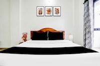 Collection O North Candolim Beach