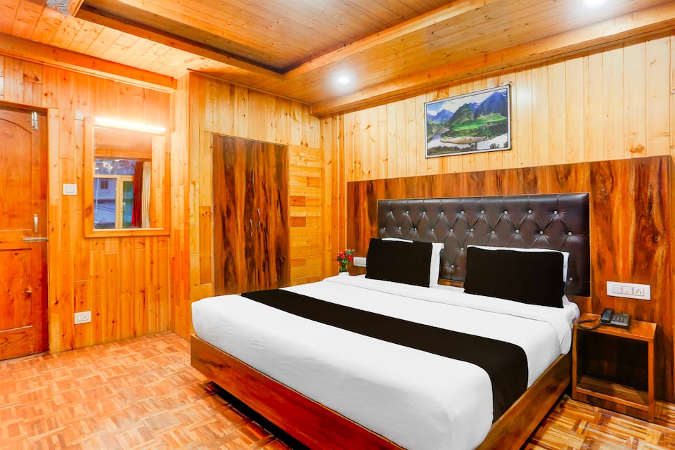 Collection O Mall Road Near Gurudwara Manali, Mall Road Manali Cluster, Manali