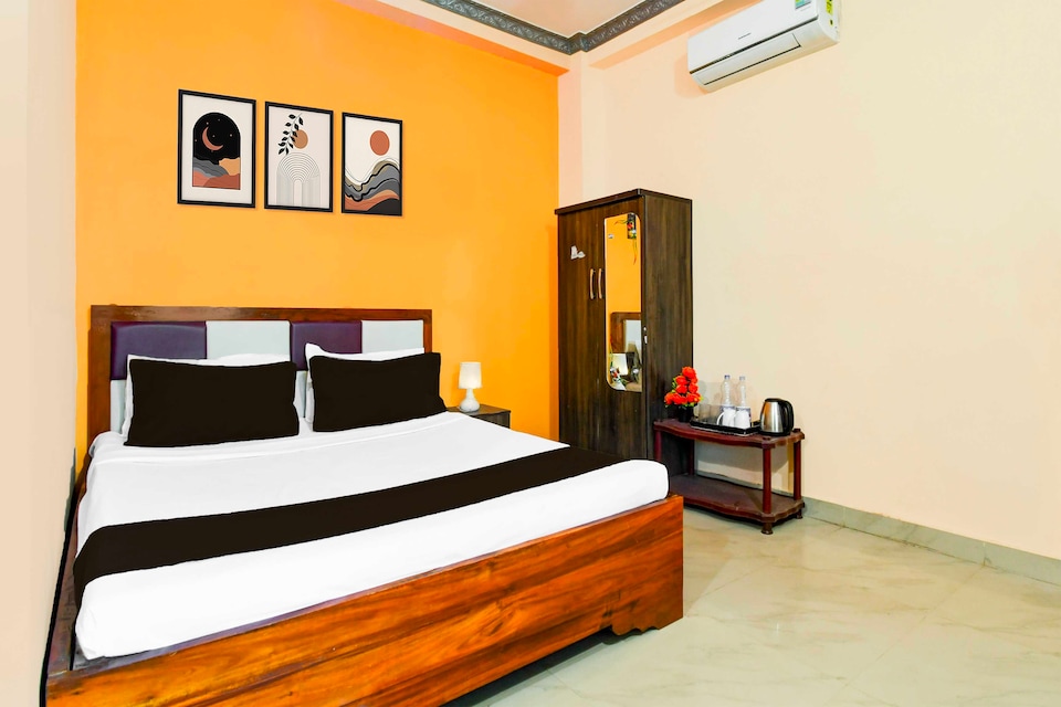 Collection O Jagannatha Temple Paschim Dwar, Swargdwar Puri, Puri