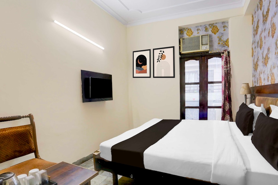 [Day Stay - 8 AM to 8 PM] Collection O Ludhiana Central Junction, Ludhiana Railway Station, Ludhiana