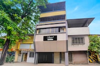 [Day Stay - 12 Hrs Slot: 8 AM to 8 PM] Collection O Ambedkar Chowk Ulhasnagar