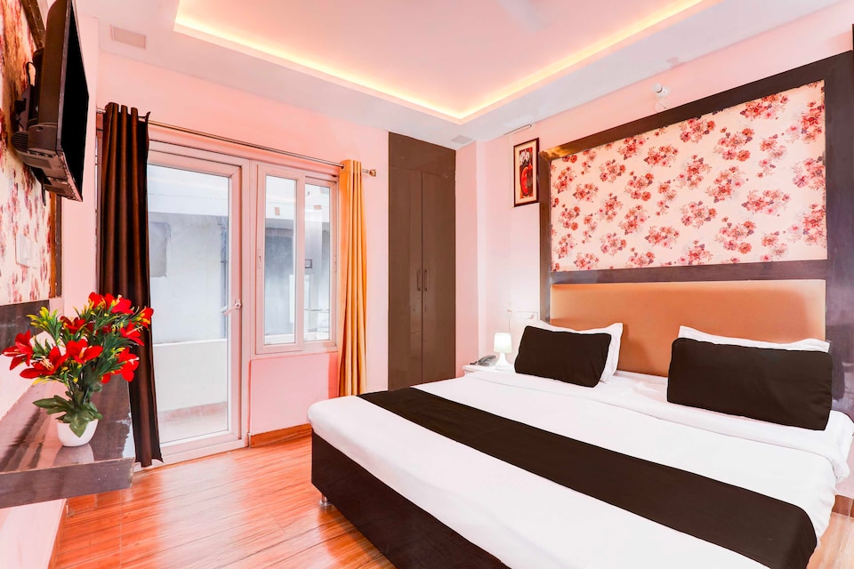 Collection O BBD Lucknow , Gomti Nagar Lucknow, Lucknow