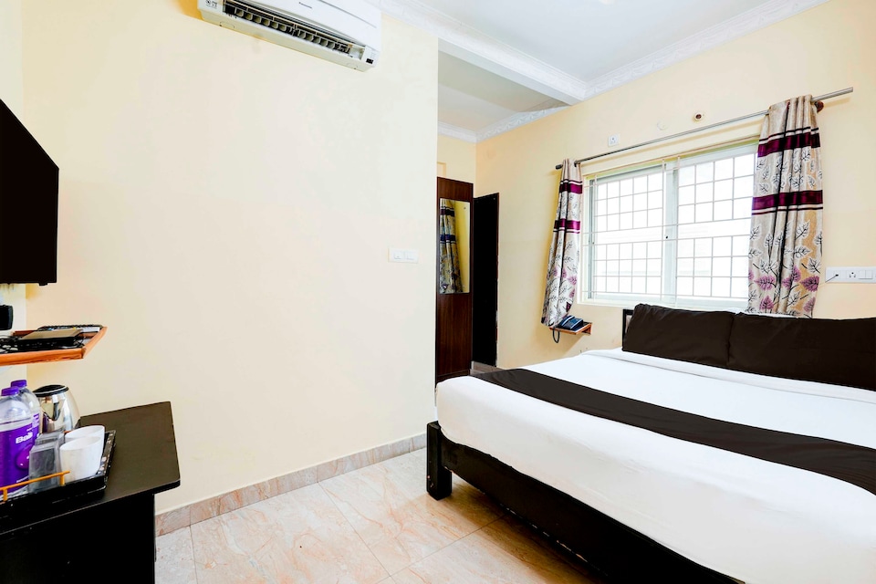 Collection O Omkareshwara Temple Indore, Kengeri - Rajarajeshwari Nagar Bangalore, Bangalore