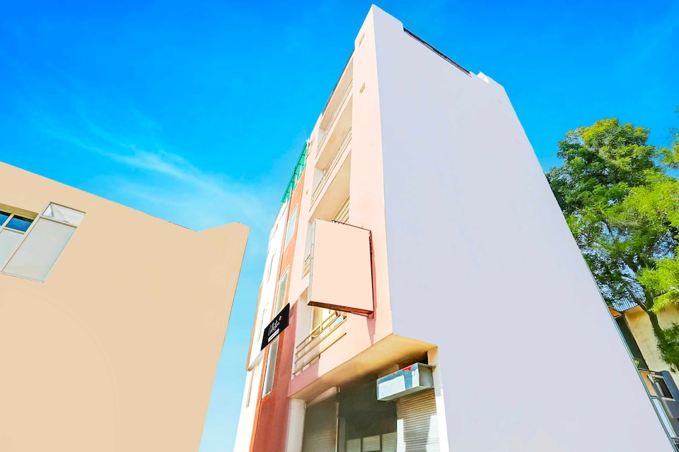 Collection O Sector 45, South Chandigarh, Chandigarh