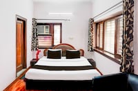 Collection O Dehradun Yamuna Colony Crossway