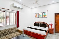 Collection O Dehradun Yamuna Colony Crossway