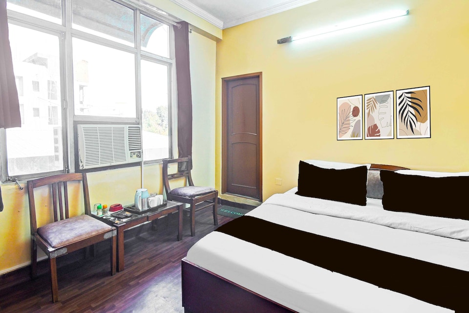 Hotel O Hathroi Market Near Dhuleshwar Garden, Vaishali Nagar Jaipur, Jaipur
