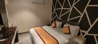 Hotel O Vimal Residency 