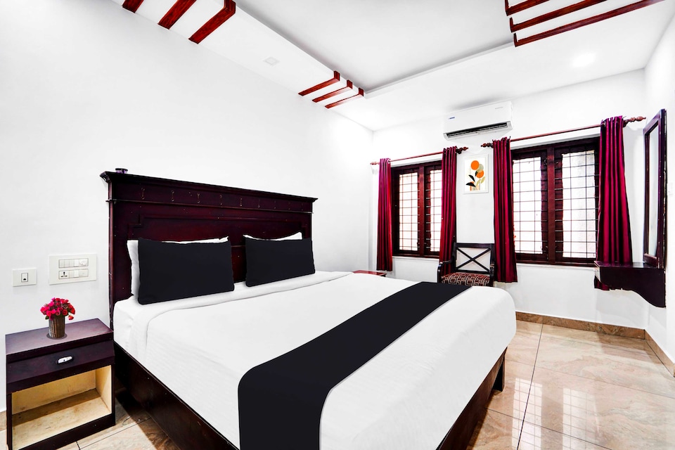 Collection O Ernakulam Near North Railway Station, Kaloor Kochi, Kochi