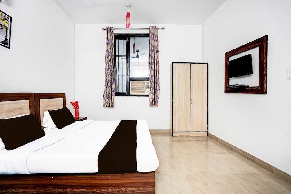 Collection O Taj Nagar Phase 2, Fatehabad Road, Agra