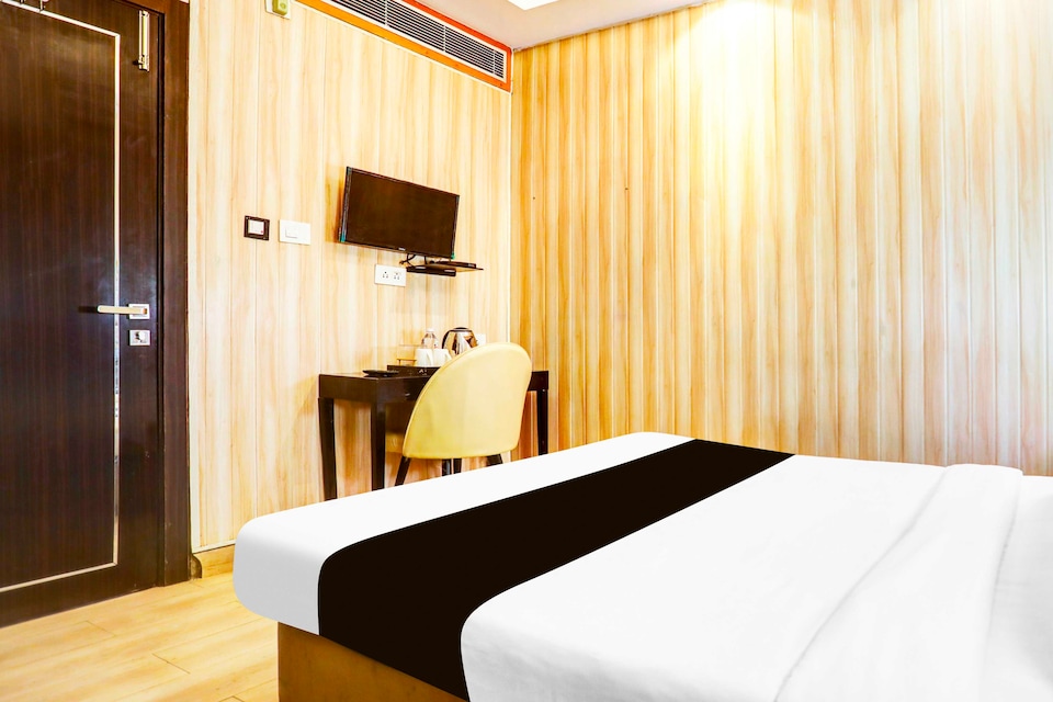 Collection O Prayagraj Rambag Railway Station, Chowk Allahabad, Prayagraj