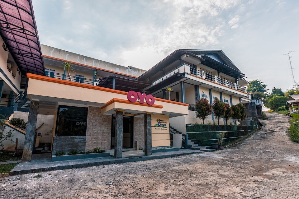 Dancenter Gunung Geulis Villagee, Puncak Bogor, Bogor