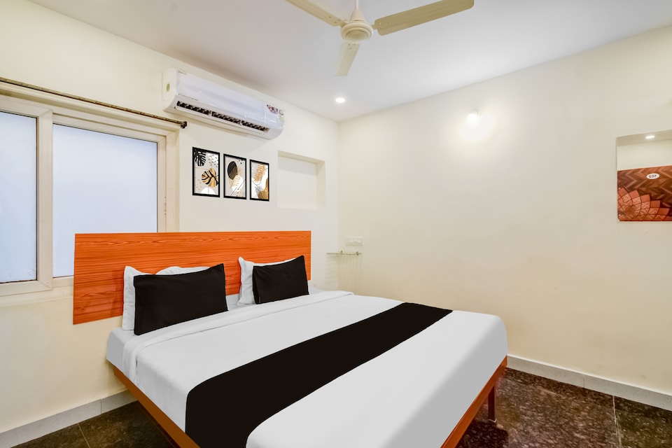 Collection O Neredmet Road, Secunderabad, Hyderabad