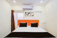 Collection O Neredmet Road