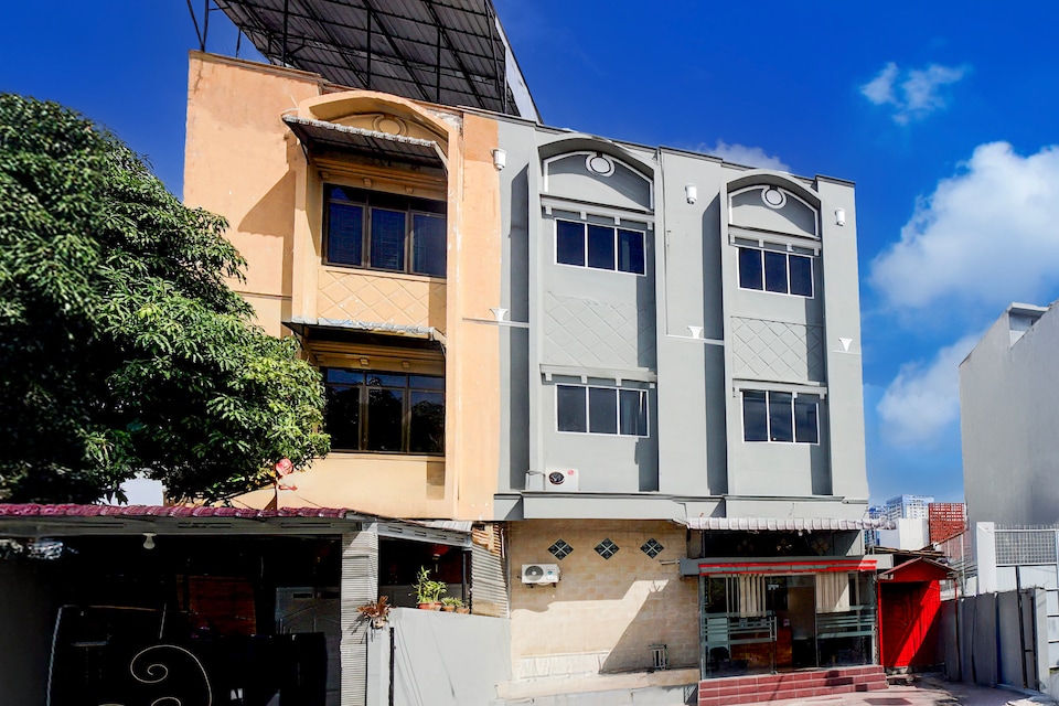 Dancenter Waringin Residence, Medan, Medan