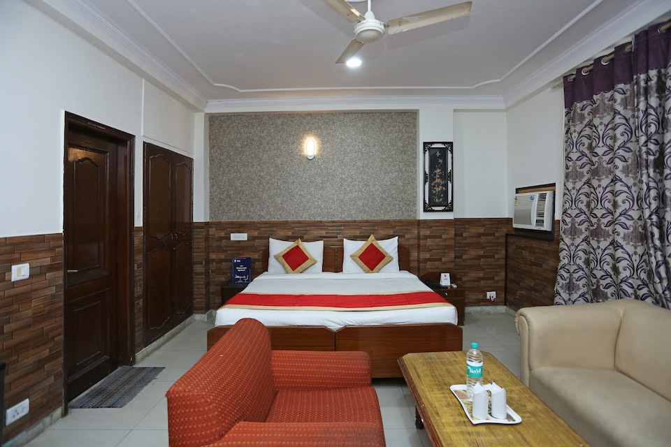 Live on Del4003, Kalkaji Delhi, Delhi