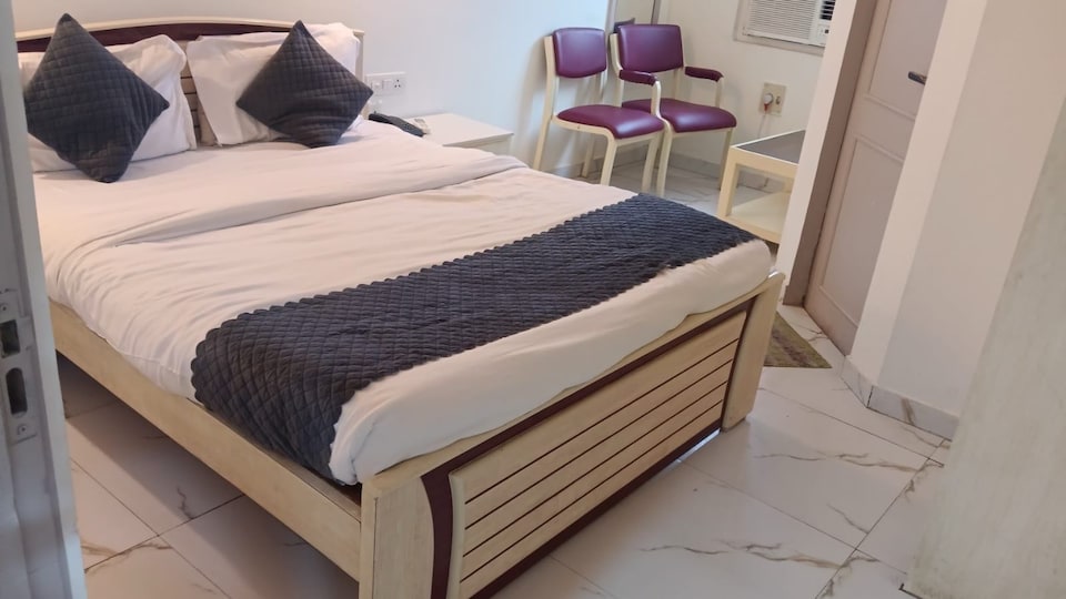 Collection O Jodhpur Railway Junction Formerly Paro Niwas, Jodhpur Central, Jodhpur