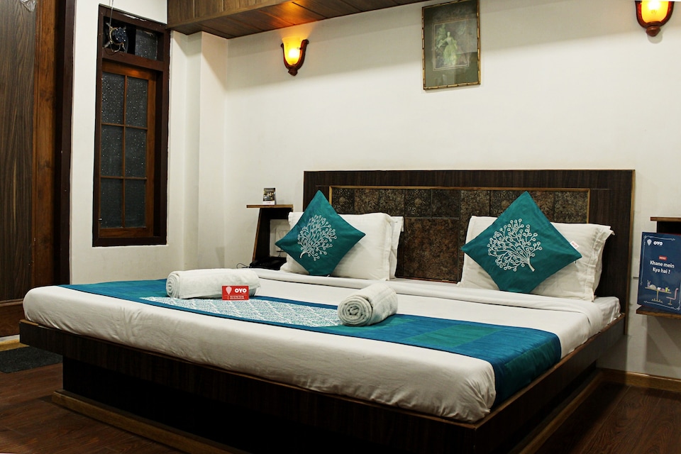 OYO 2301 Hotel Ahuja, Mall Road Nainital, Nainital