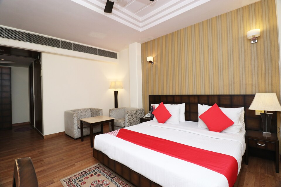Capital O 307 Hotel The Class, Airport Delhi, Delhi Transit