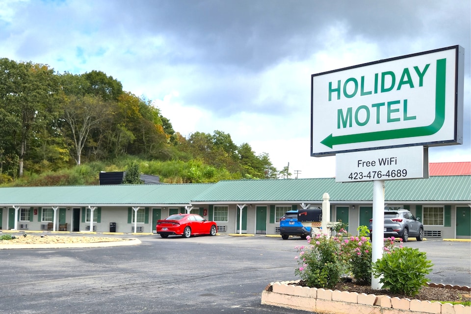Holiday Motel by Belvilla Cleveland, TN, Cleveland TN, Cleveland TN