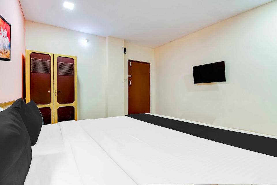 Collection O Visakhapatnam Bus Terminal, Transit Vizag, Visakhapatnam