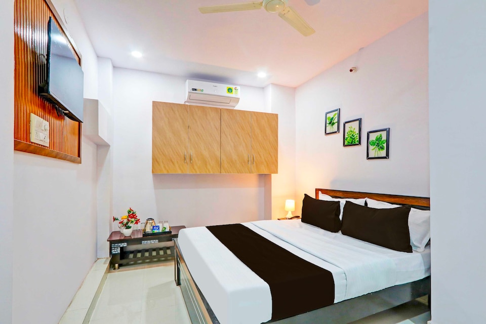 Collection O Karmanghat Near TKR khaman, Ameerpet, Hyderabad