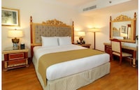 Holiday International Hotel Bur Juman By Sunday