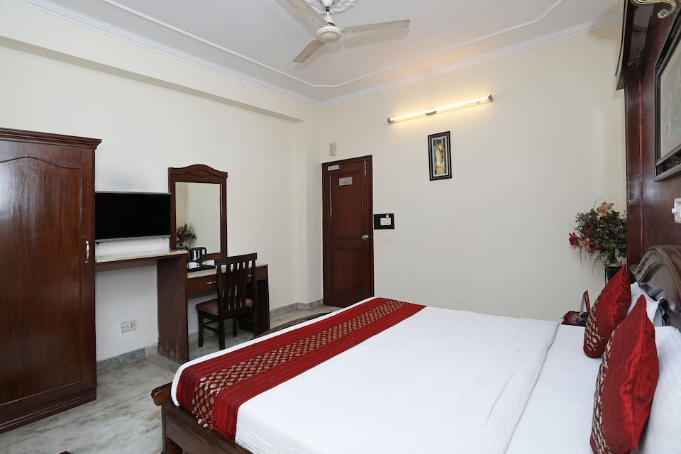 OYO 475 Hotel Garden View, Karol Bagh Delhi, Delhi